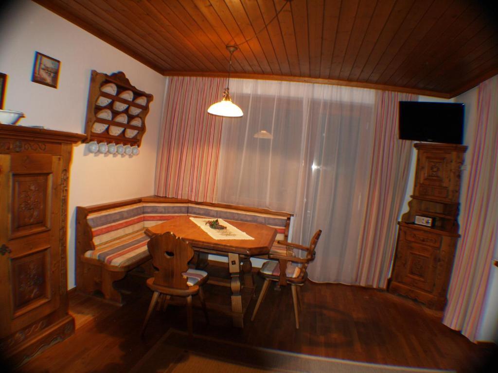 Alm-Apartments ไฮลิเกนบลูท ห้อง รูปภาพ